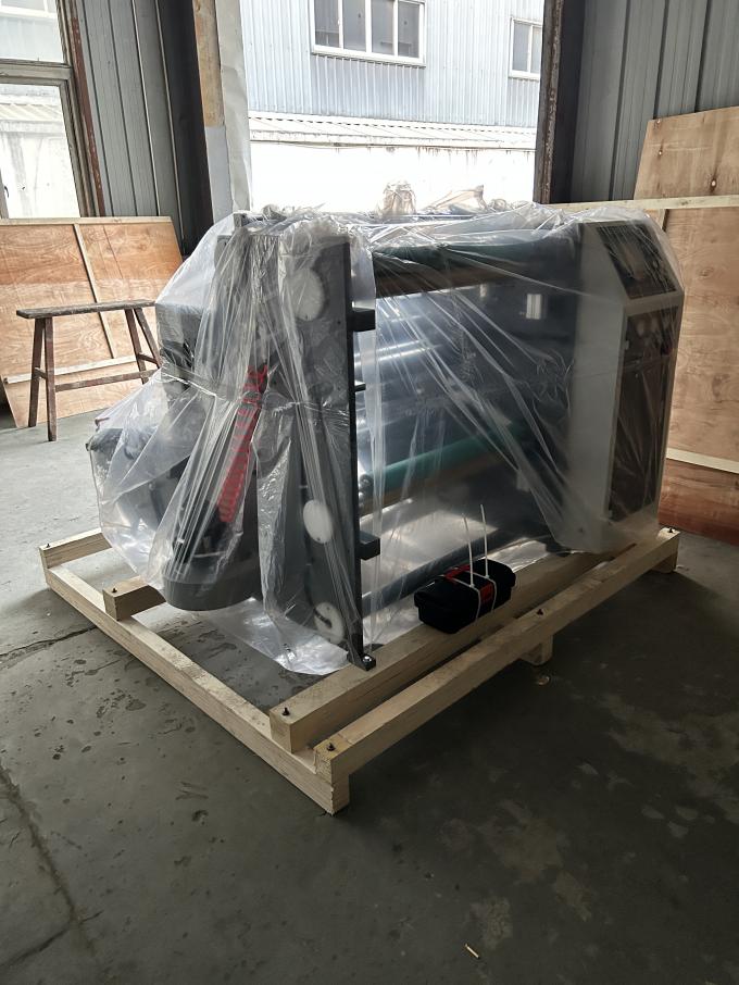 FQ-800A Automatische hogesnelheids BOPP-PVC-PET-PE-PP-filmpapier snijmachine voor het terugwikkelen 9