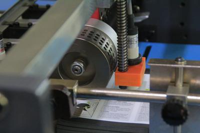 PRY-660T papiervouwmachine met onafhankelijk mes 3