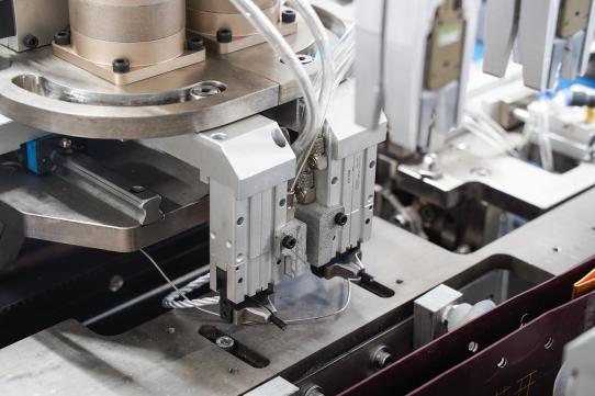 PRY-450A-apparaat voor het inbrengen van touwen in papieren zakken 9