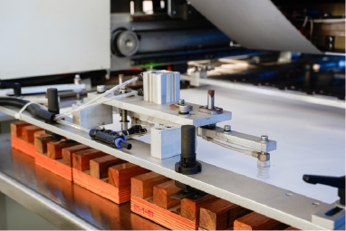 PRY-95 Automatische warmtestampmachine met servo 3