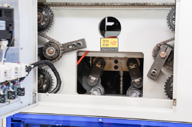 PRY-95 Automatische warmtestampmachine met servo 4